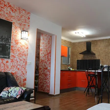 On The And Ocean Sounds Apartman Fasnia