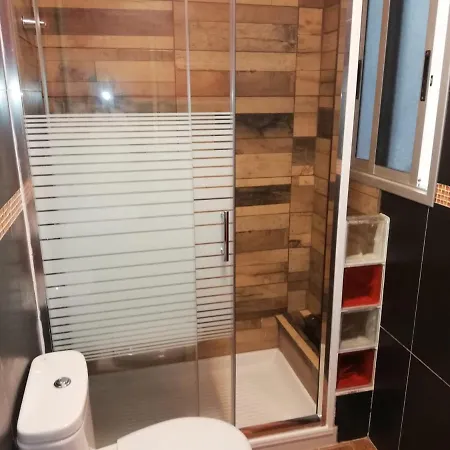 On The And Ocean Sounds Apartman